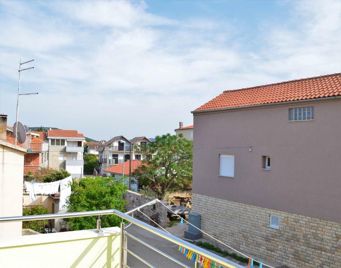 Apartman Rosa ピロヴァッツ エクステリア 写真