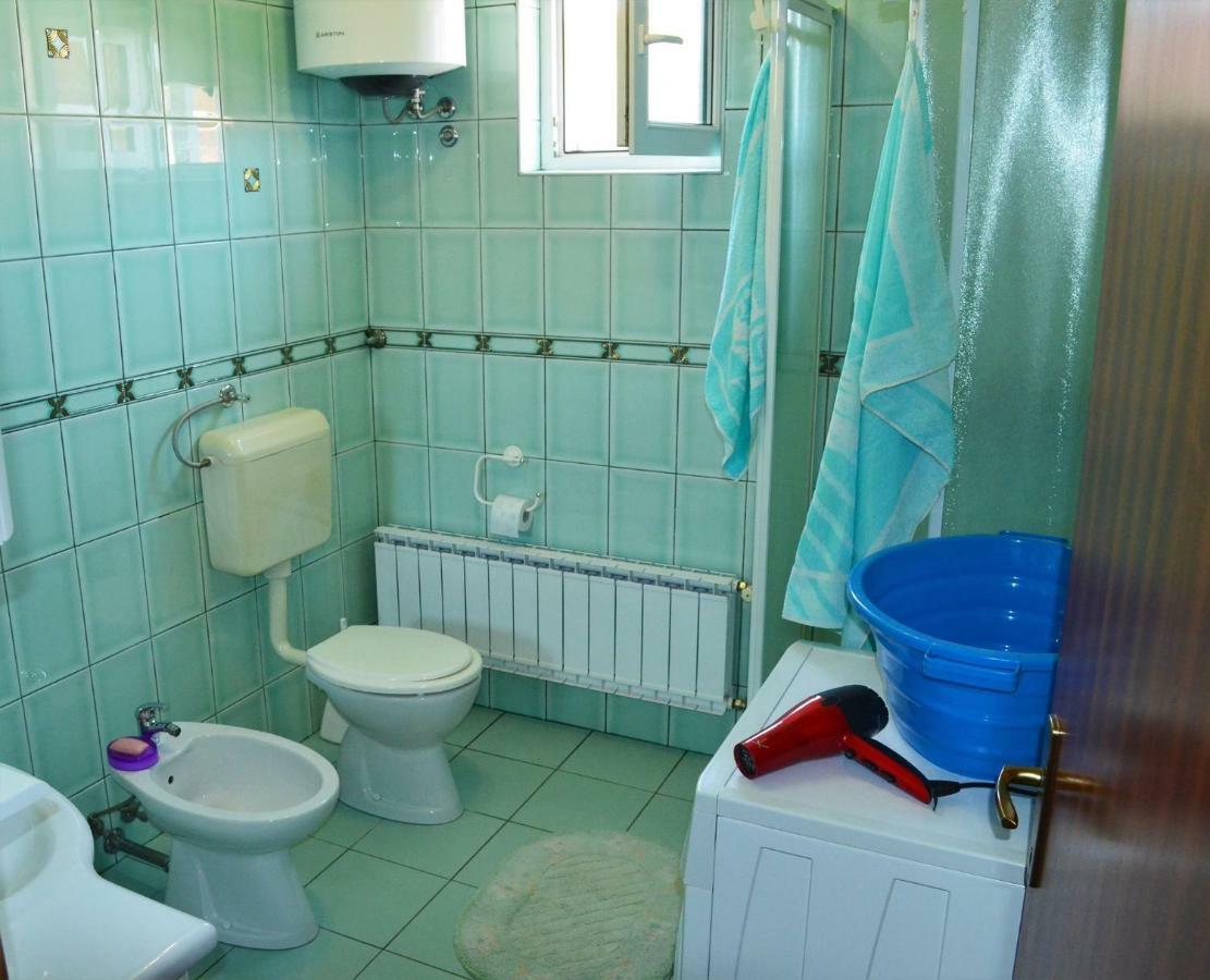 Apartman Rosa ピロヴァッツ エクステリア 写真