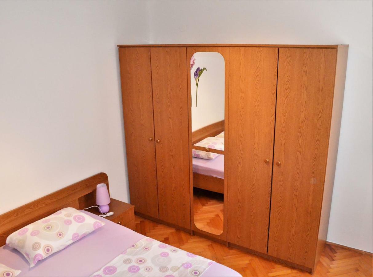 Apartman Rosa ピロヴァッツ エクステリア 写真